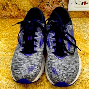 Brooks Adrenaline 19